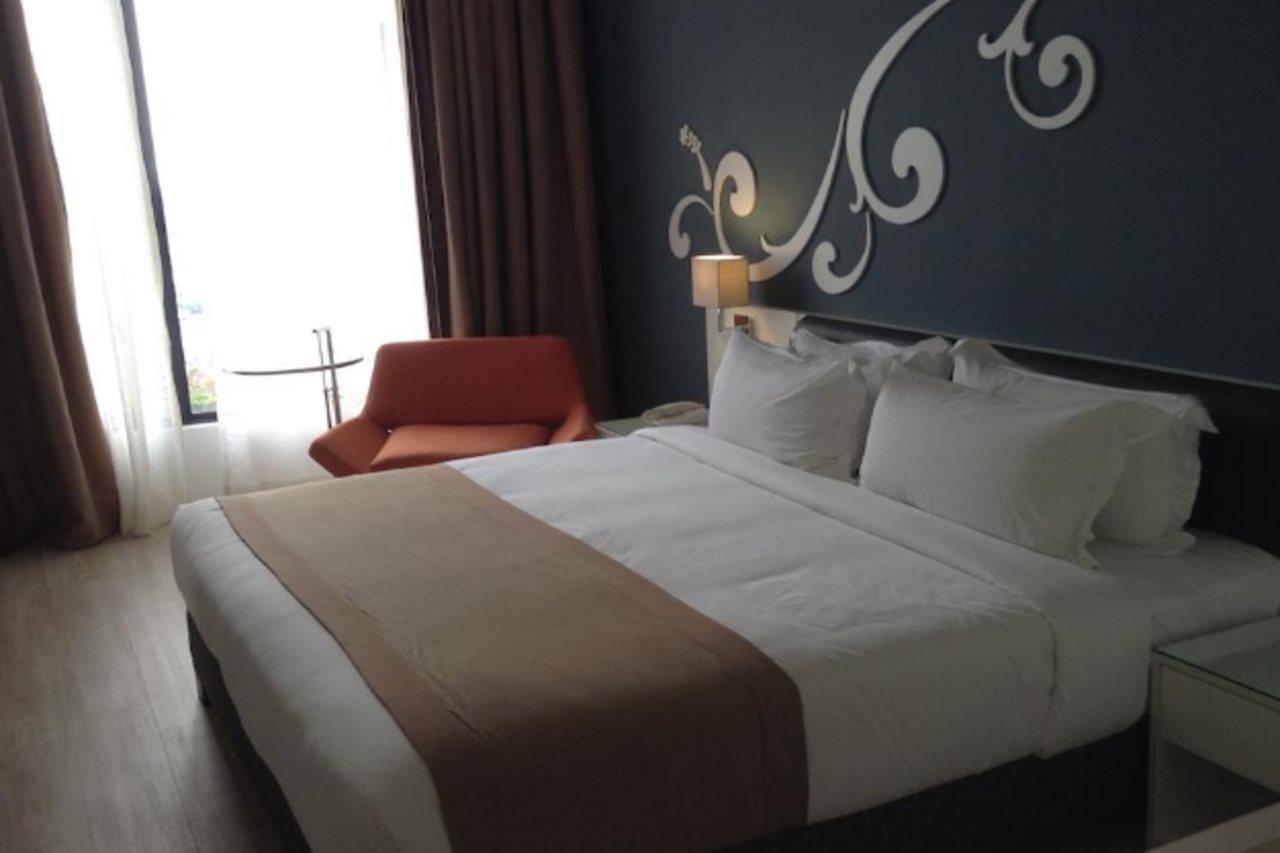 Hotel Kings Centre 4*