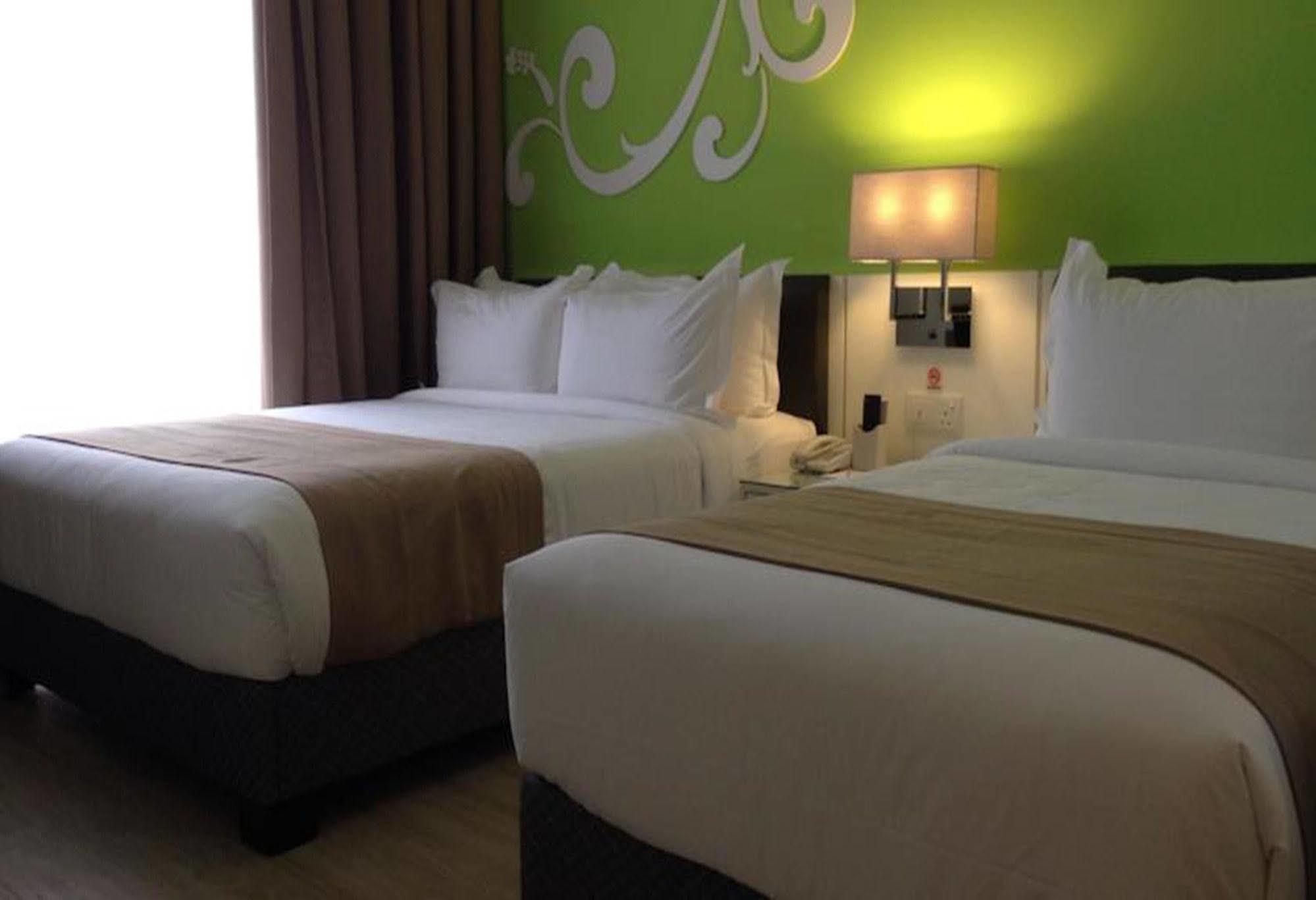 Kings Centre Hotel