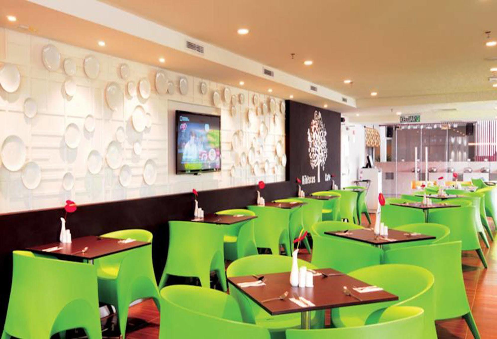 Hotel Kings Centre 4*